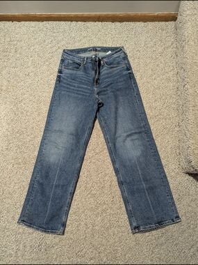Classic Wide-Leg Blue Jeans